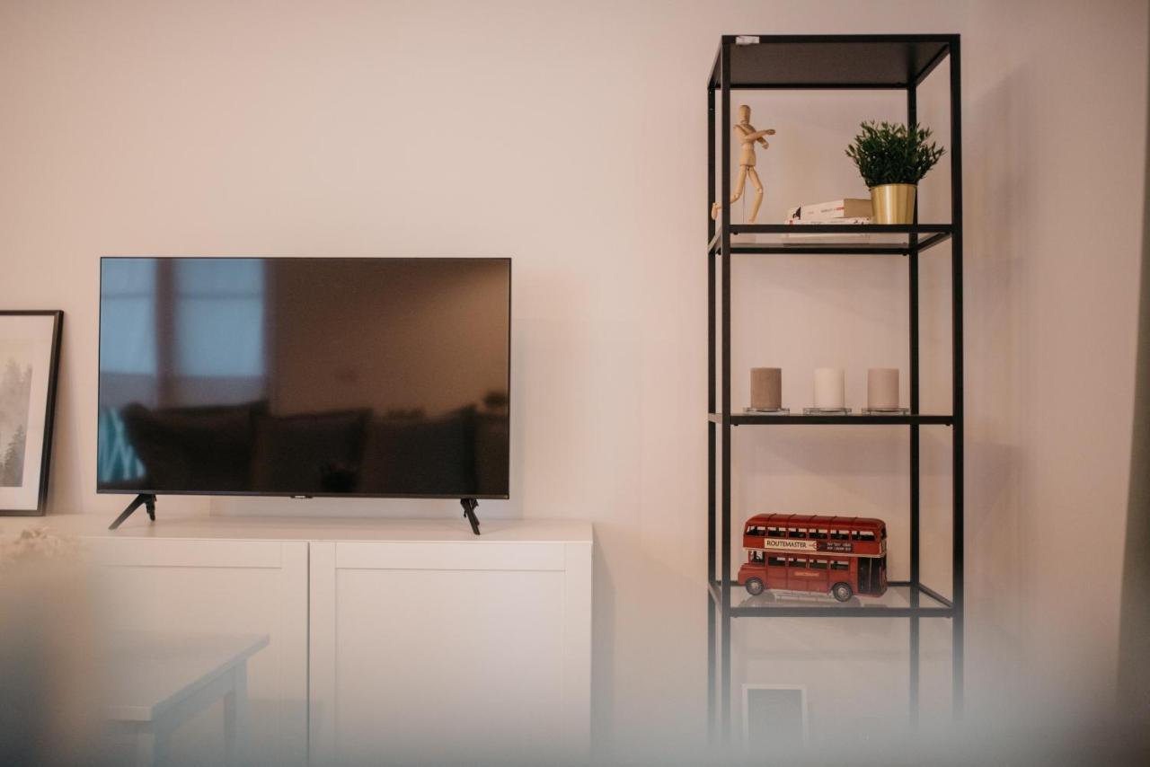 Nuez Apartments Dumbravita  Экстерьер фото
